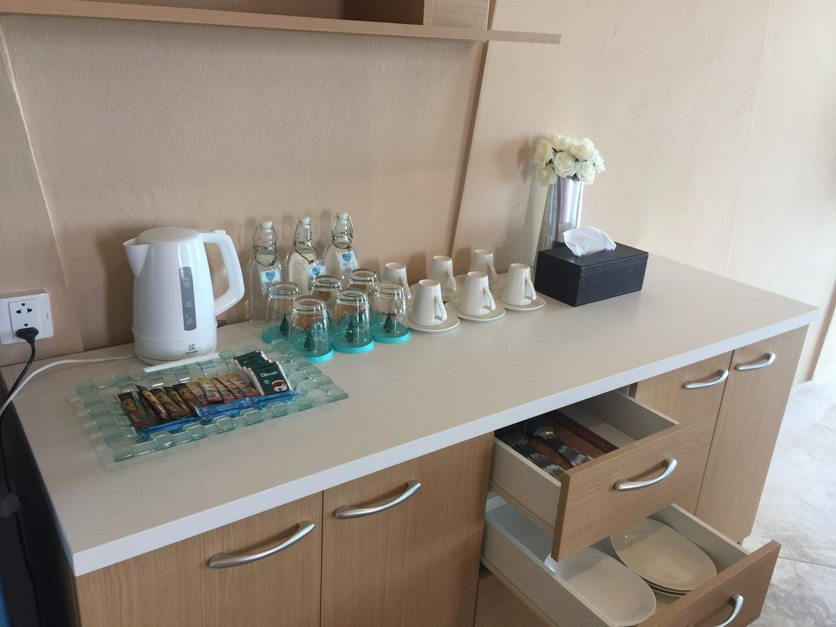 Red Z The Ocean Hotel Puk Tian Ngoại thất bức ảnh