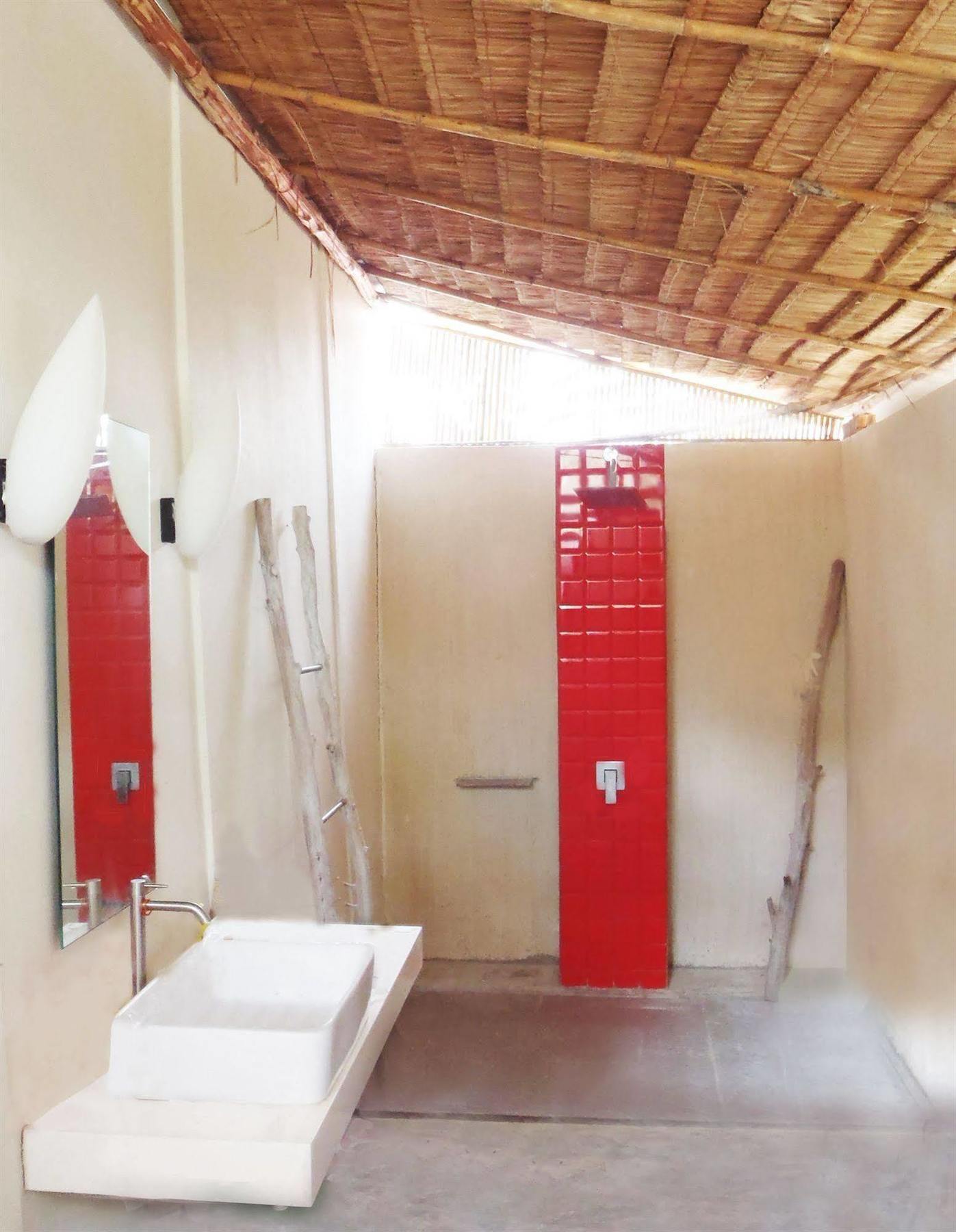 Red Z The Ocean Hotel Puk Tian Ngoại thất bức ảnh