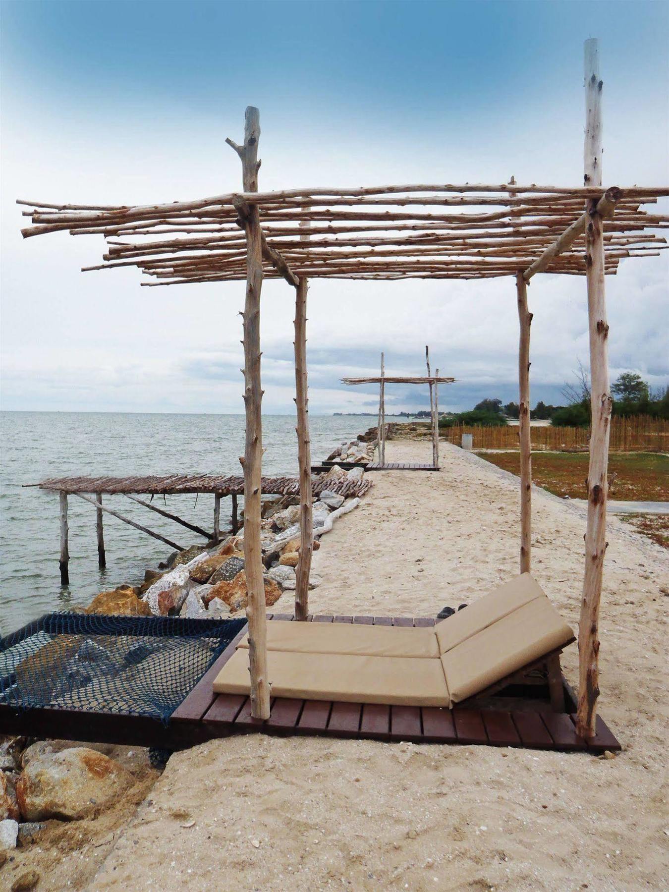 Red Z The Ocean Hotel Puk Tian Ngoại thất bức ảnh