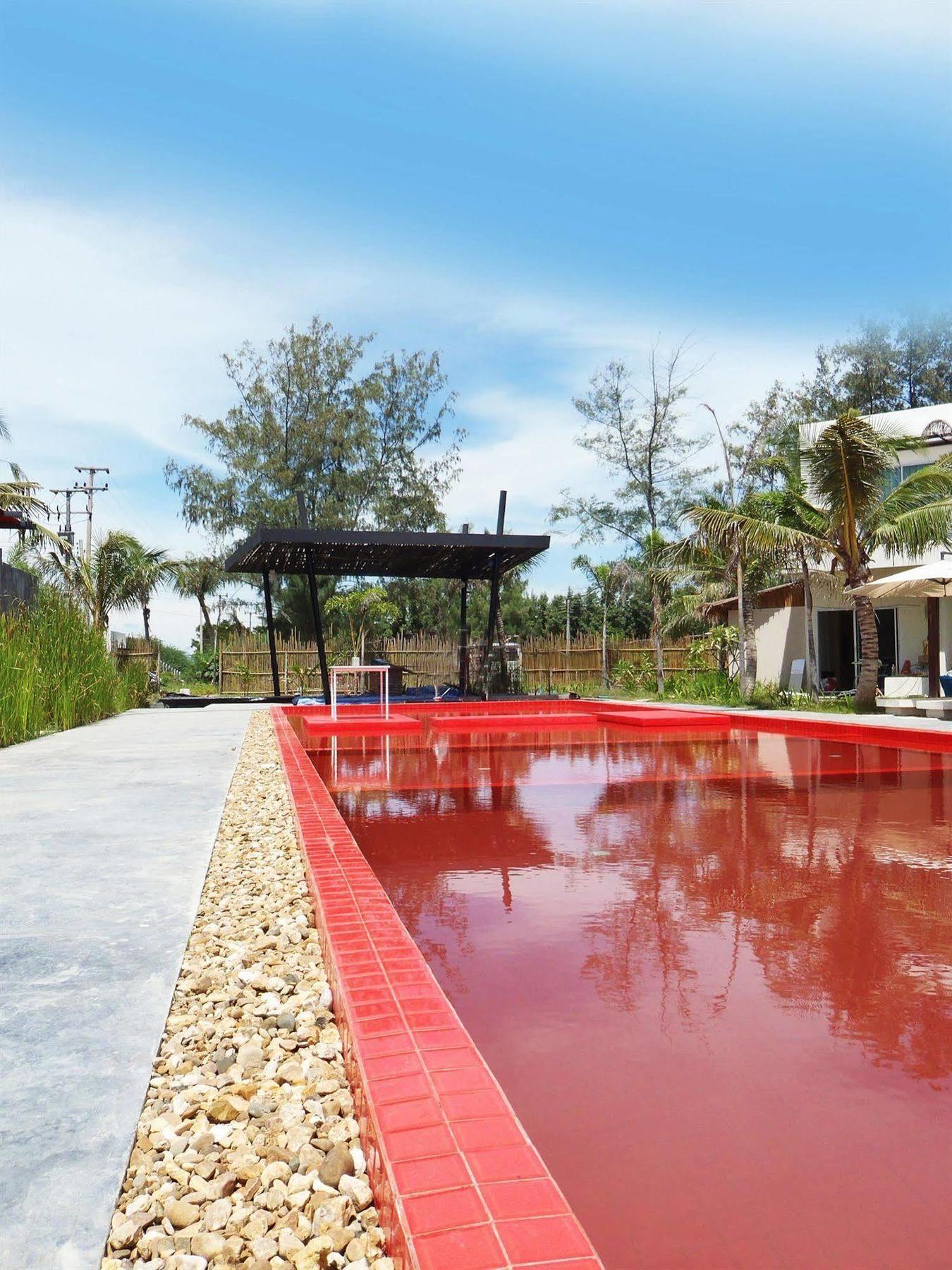 Red Z The Ocean Hotel Puk Tian Ngoại thất bức ảnh